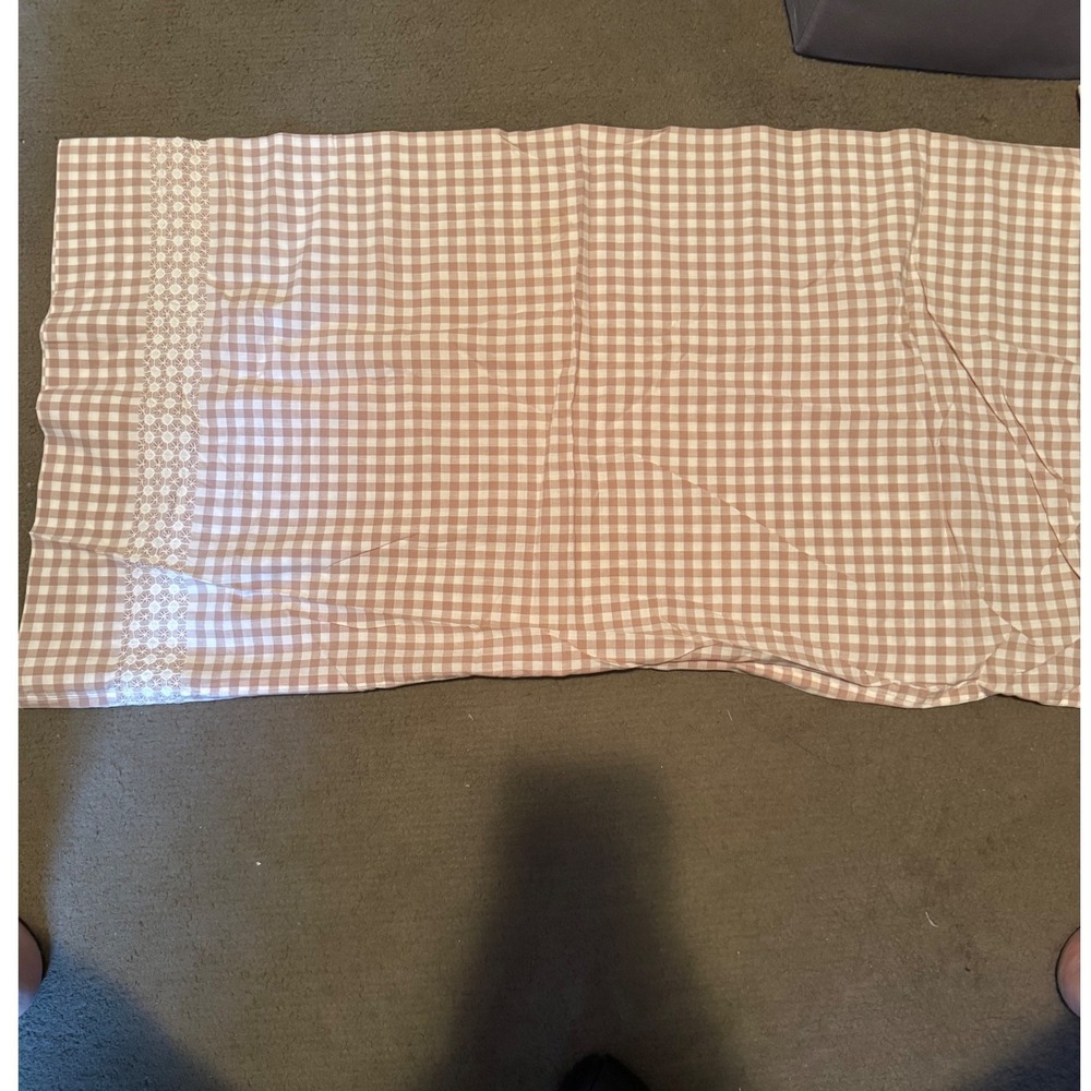 Vintage Gingham Check Pillowcase Tan White Eyelet‎ Lace Trim Farmhouse Cottage